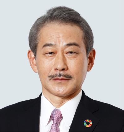 Photo: Director Toshikiyo Kurai